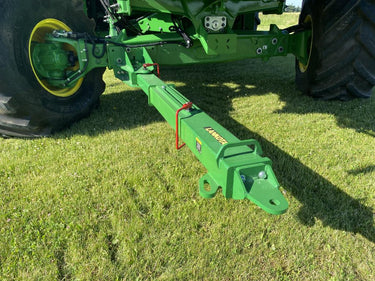 LANTH21387 -- Folding and telescoping hitch for John Deere® X9 Series combines